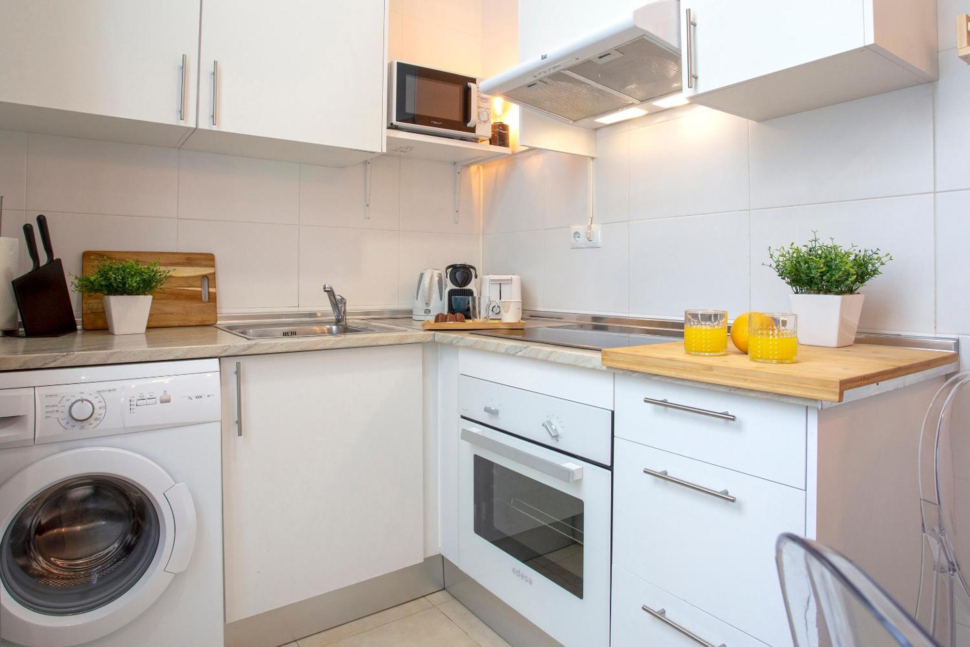 Apartamento Reformado En Malaga Centro By Rent Me Zewnętrze zdjęcie